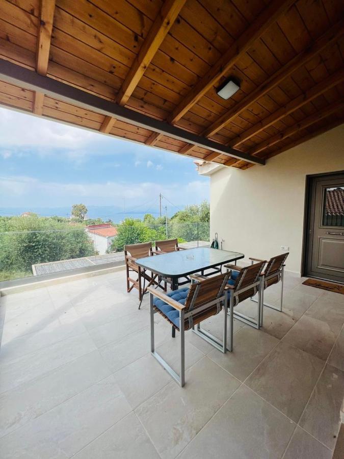 Gargarou Residences Kómboi Exterior foto